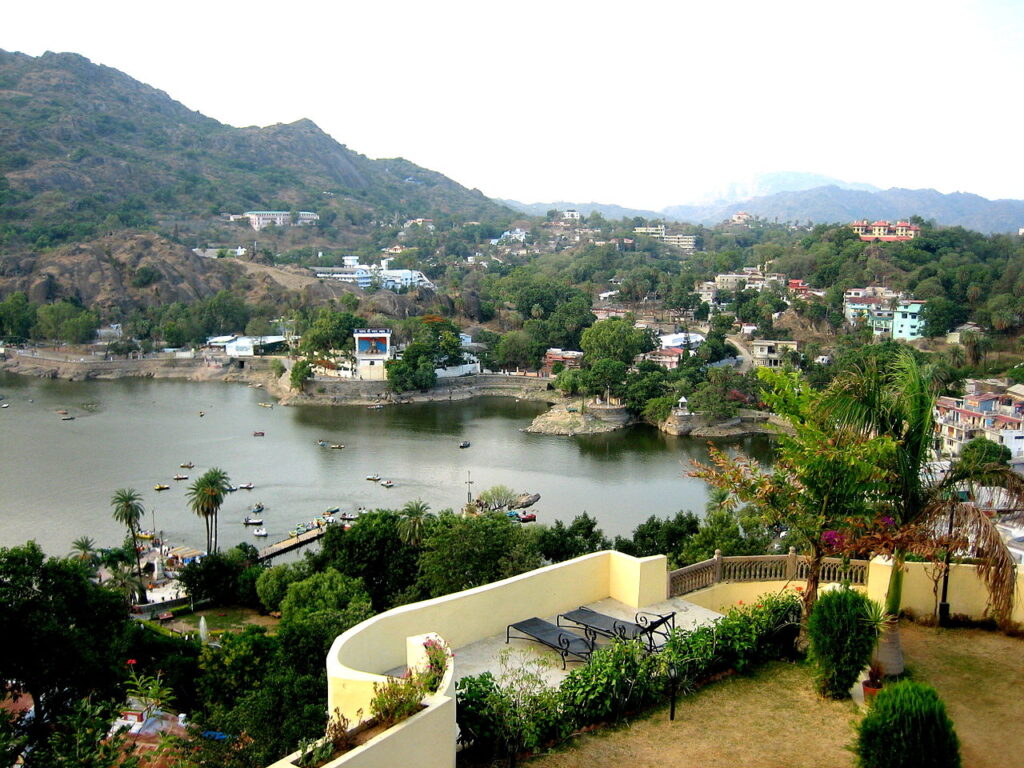 Nakki Lake boat ride and hill station view in Mount Abu Rajasthan