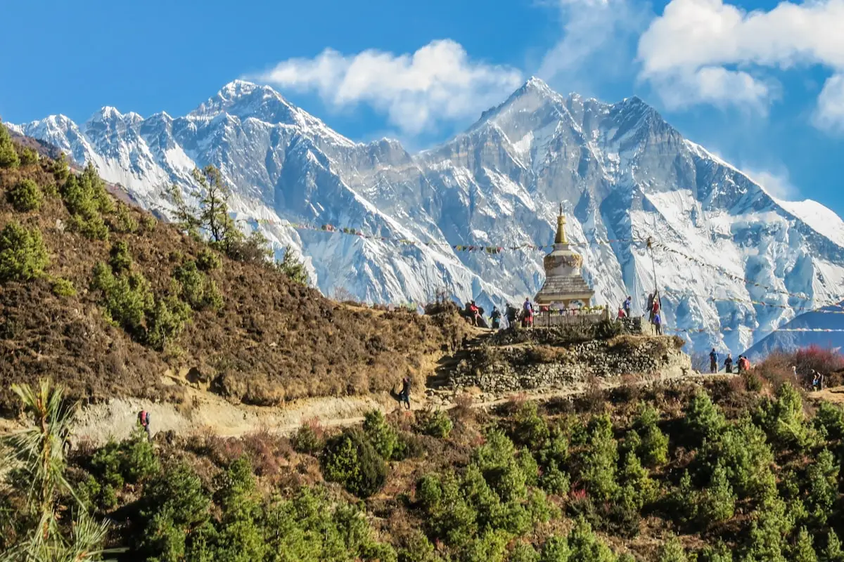 Nepal Honeymoon Guide: Phewa Lake Boating, Annapurna Sunrises & Mountain Resorts