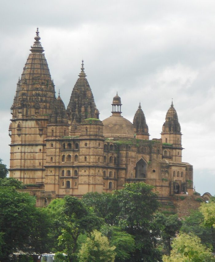 Orchha Fort and Betwa River Cenotaphs in Madhya Pradesh